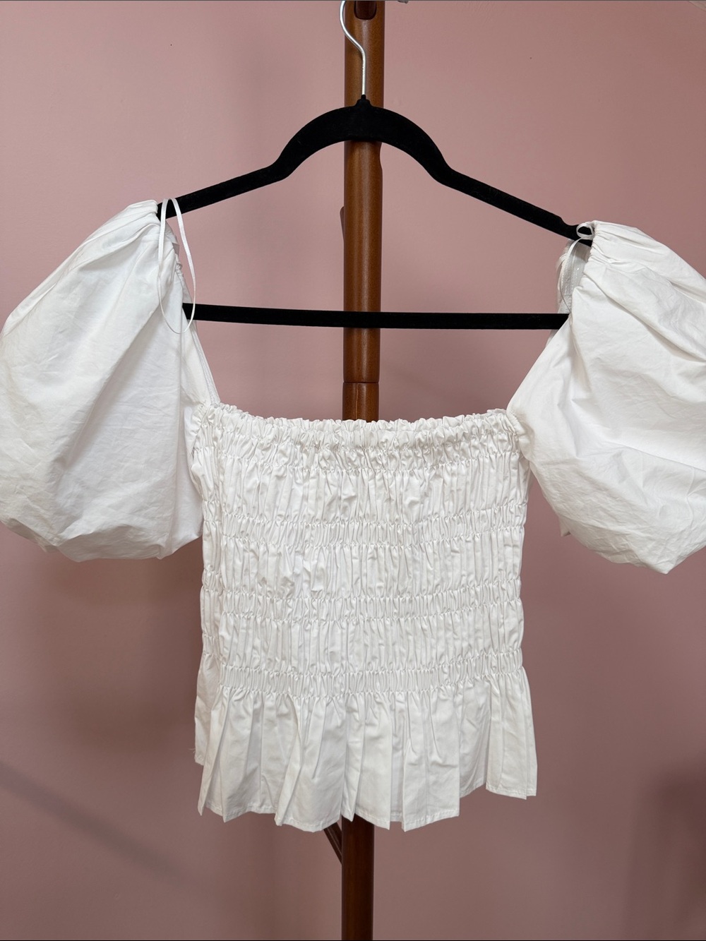 Astr White Smocked Puff-Sleeve Square Neck Blouse